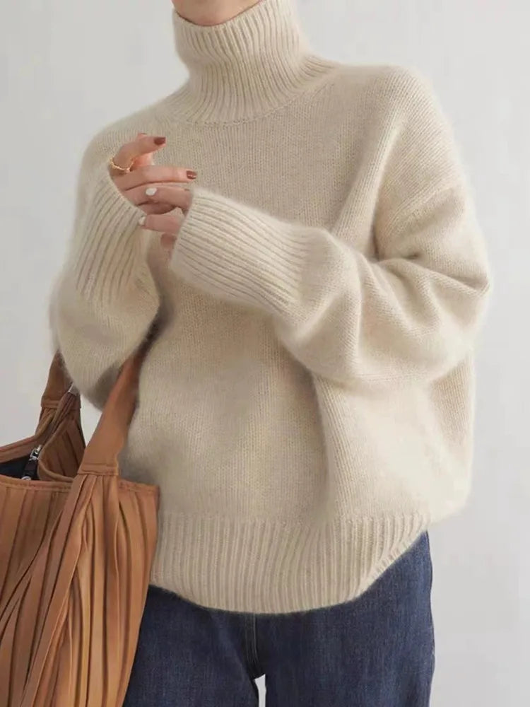 Ernestine™ | Luksuriøs høy hals med tidløs eleganse