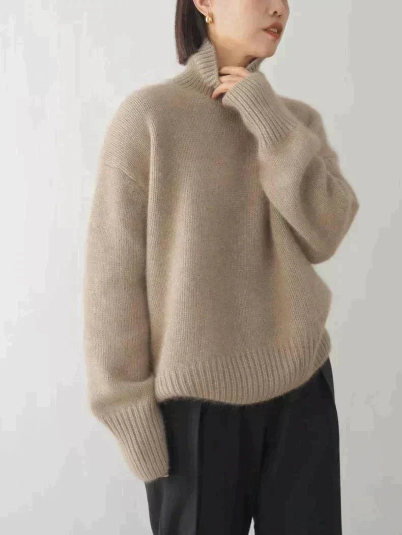 Ernestine™ | Luksuriøs høy hals med tidløs eleganse